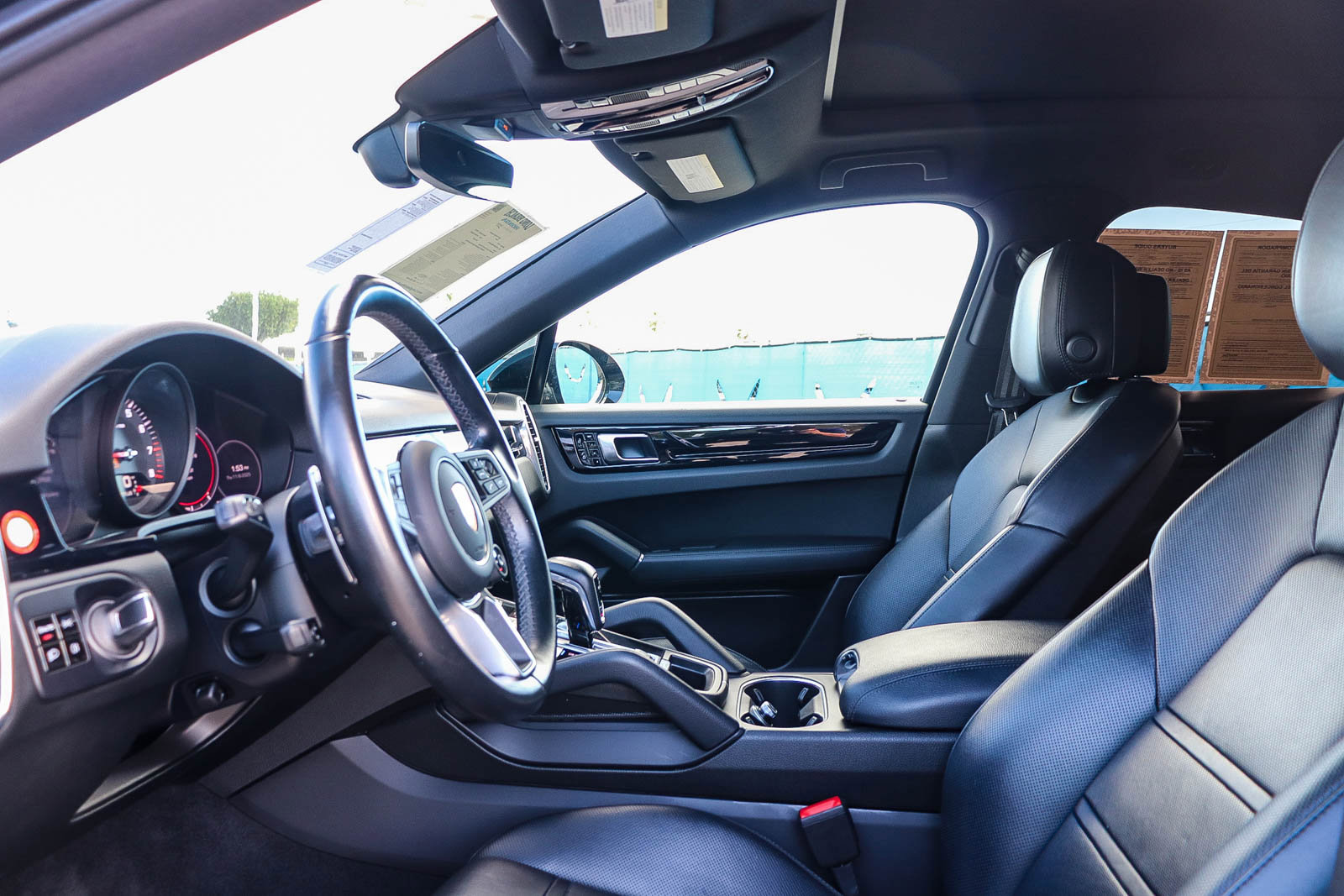 Used 2021 Porsche Cayenne Base image 19