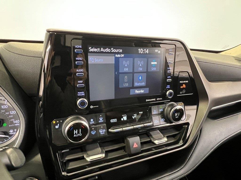 Used 2022 Toyota Highlander XLE image 43