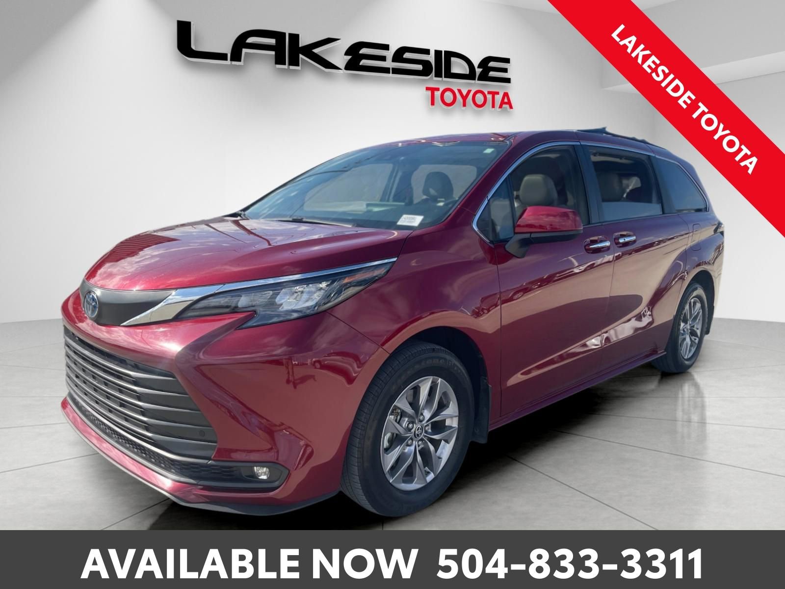 Used 2025 Toyota Sienna XLE video 2