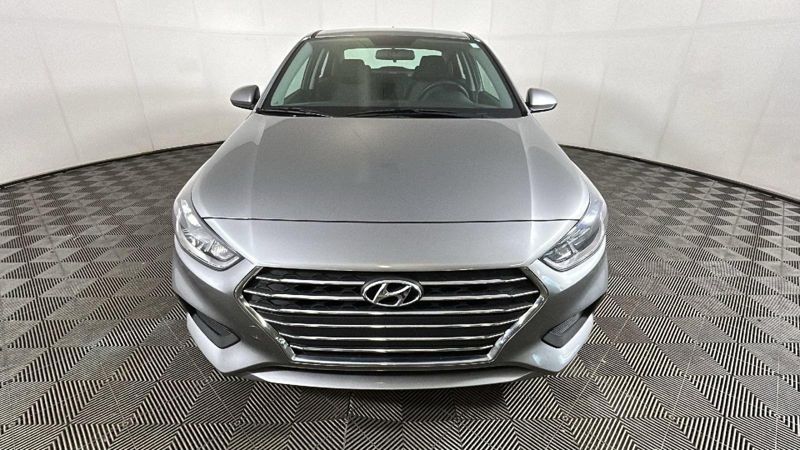 Used 2022 Hyundai Accent SE FWD image 9