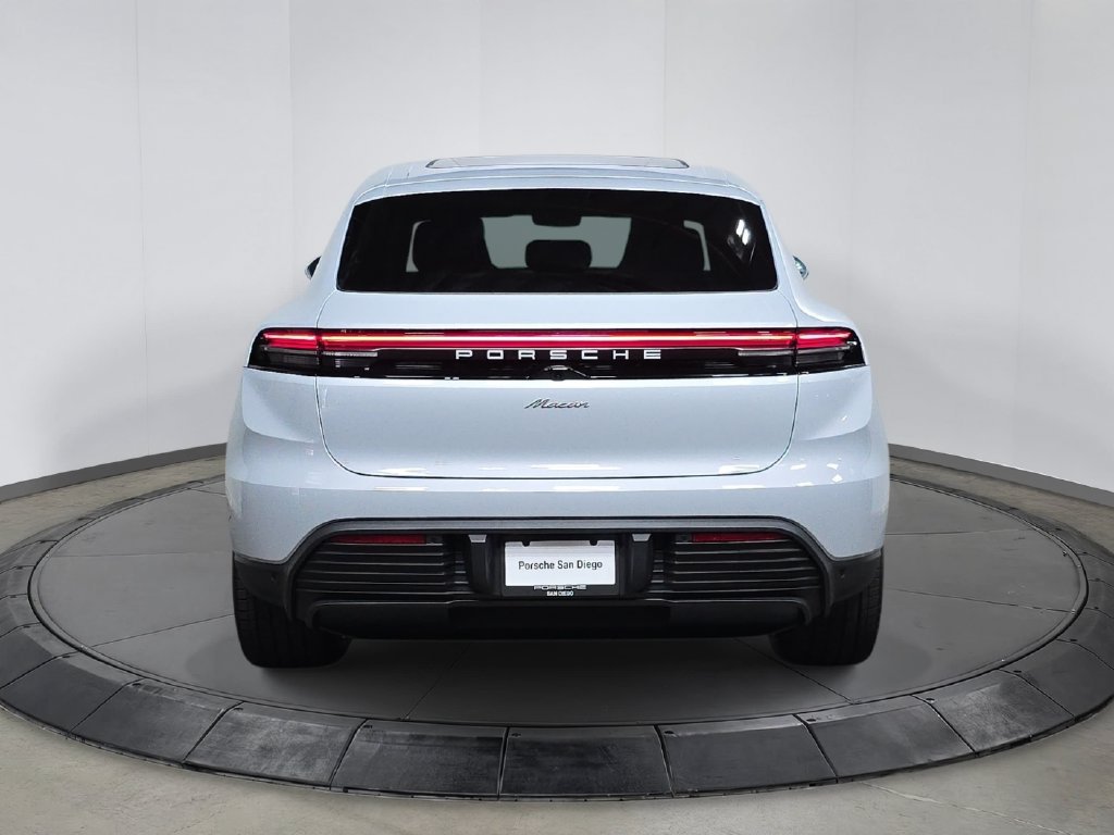 New 2026 Porsche Macan Electric RWD image 6