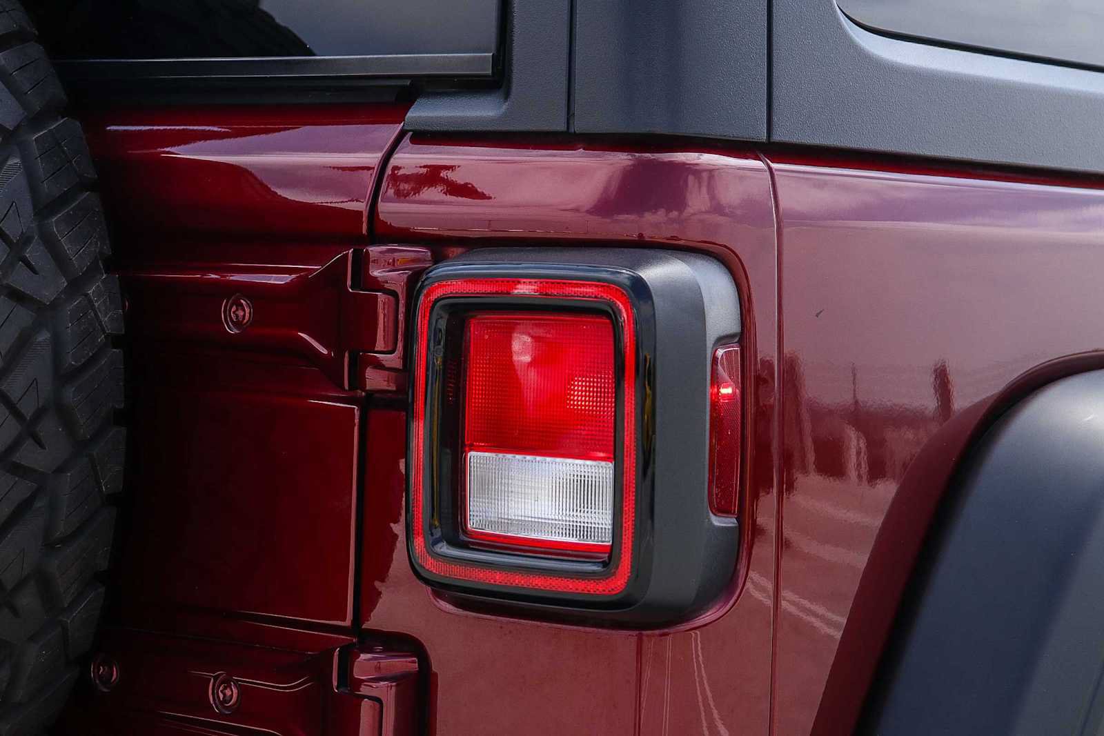 Used 2021 Jeep Wrangler Unlimited Sport AWD/4WD image 10