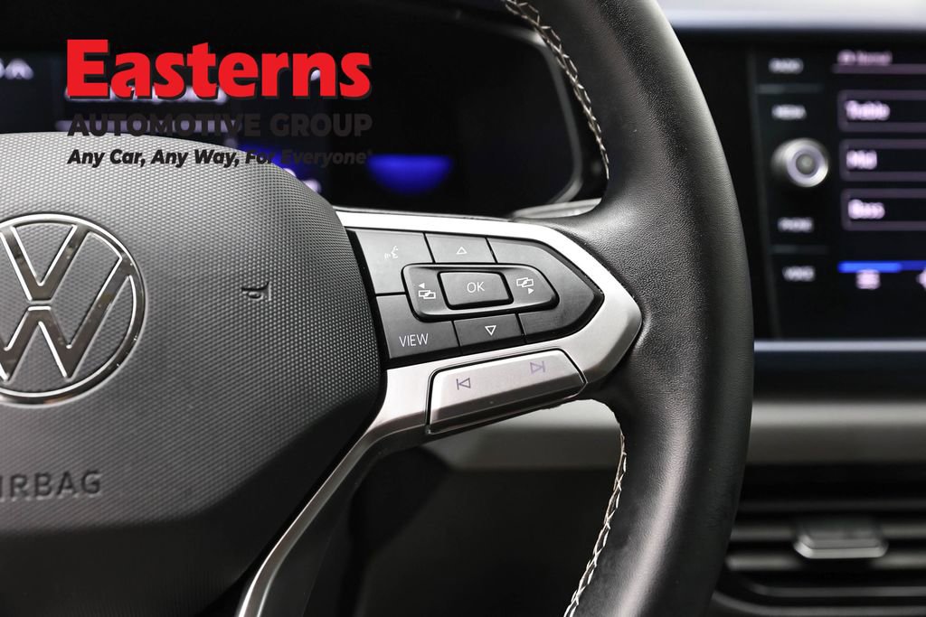 Used 2022 Volkswagen Taos SE AWD/4WD image 16