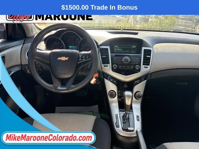 Used 2014 Chevrolet Cruze LS FWD image 16