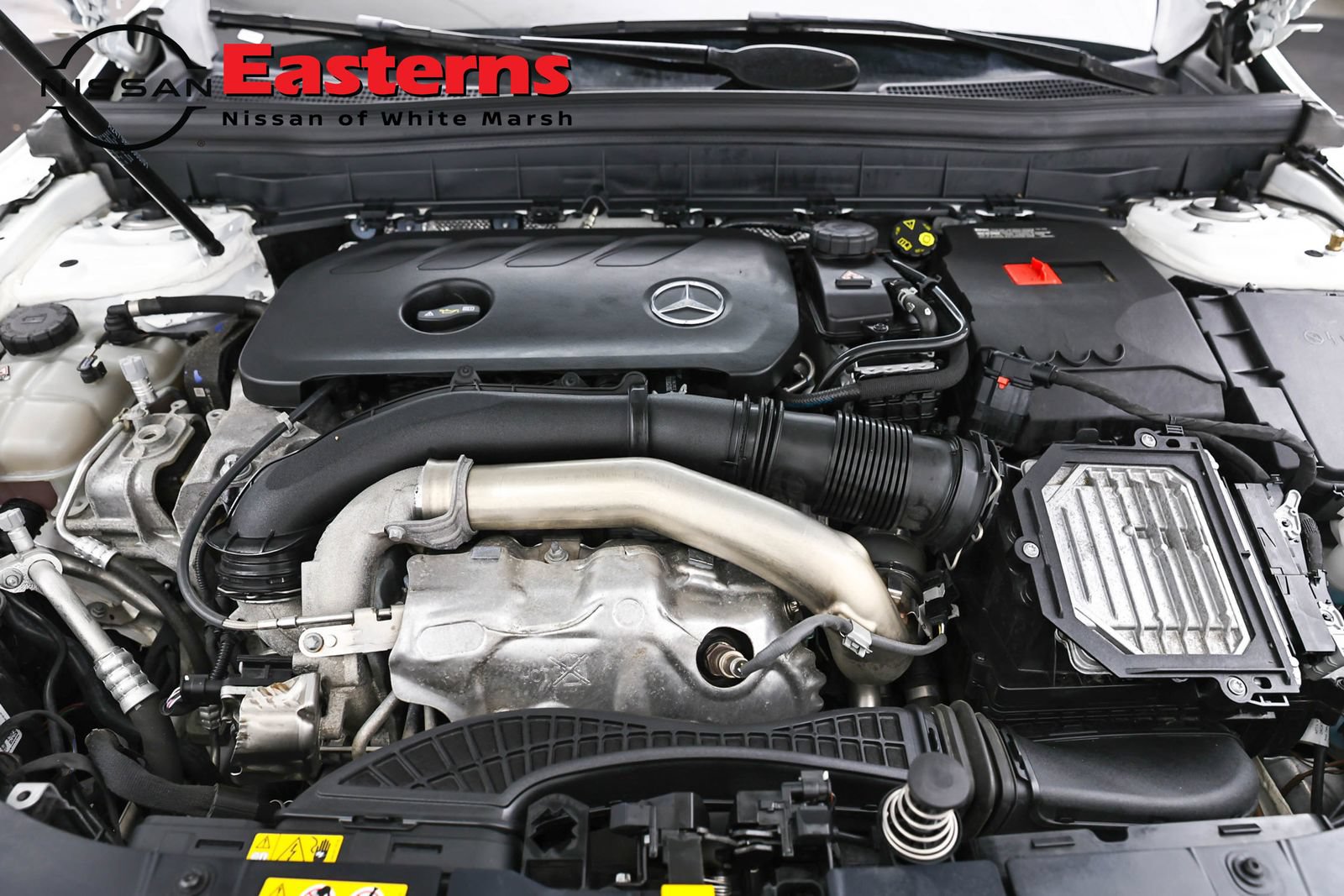 Used 2025 Mercedes-Benz GLB 250 w/ Exclusive Package image 7