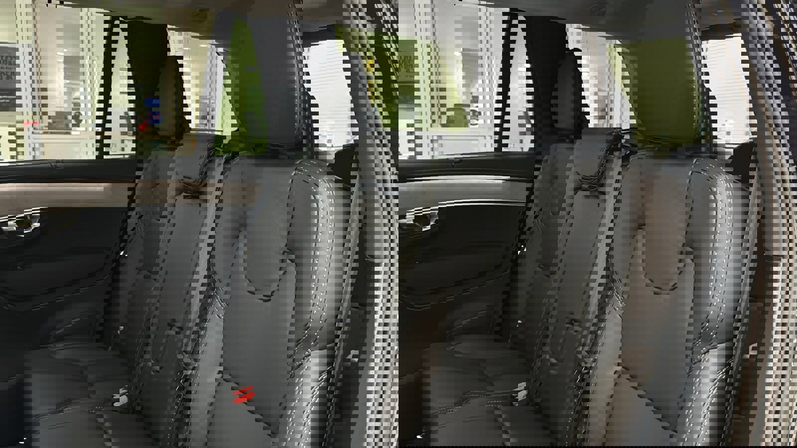 New 2026 Volvo XC90 B6 Ultra w/ Protection Package Premier image 26