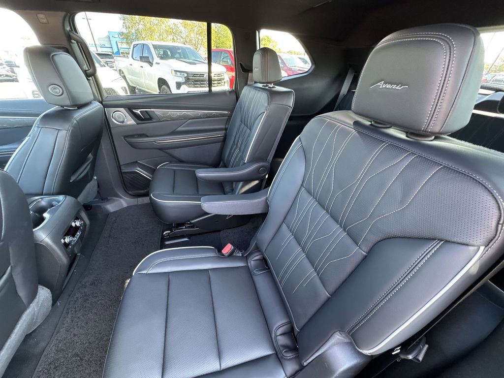 New 2026 Buick Enclave Avenir w/ Super Cruise Package image 23