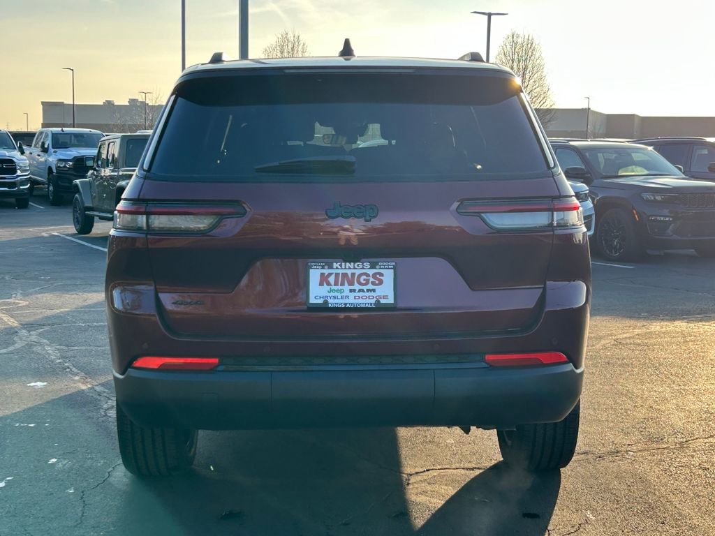 New 2025 Jeep Grand Cherokee L Altitude image 6