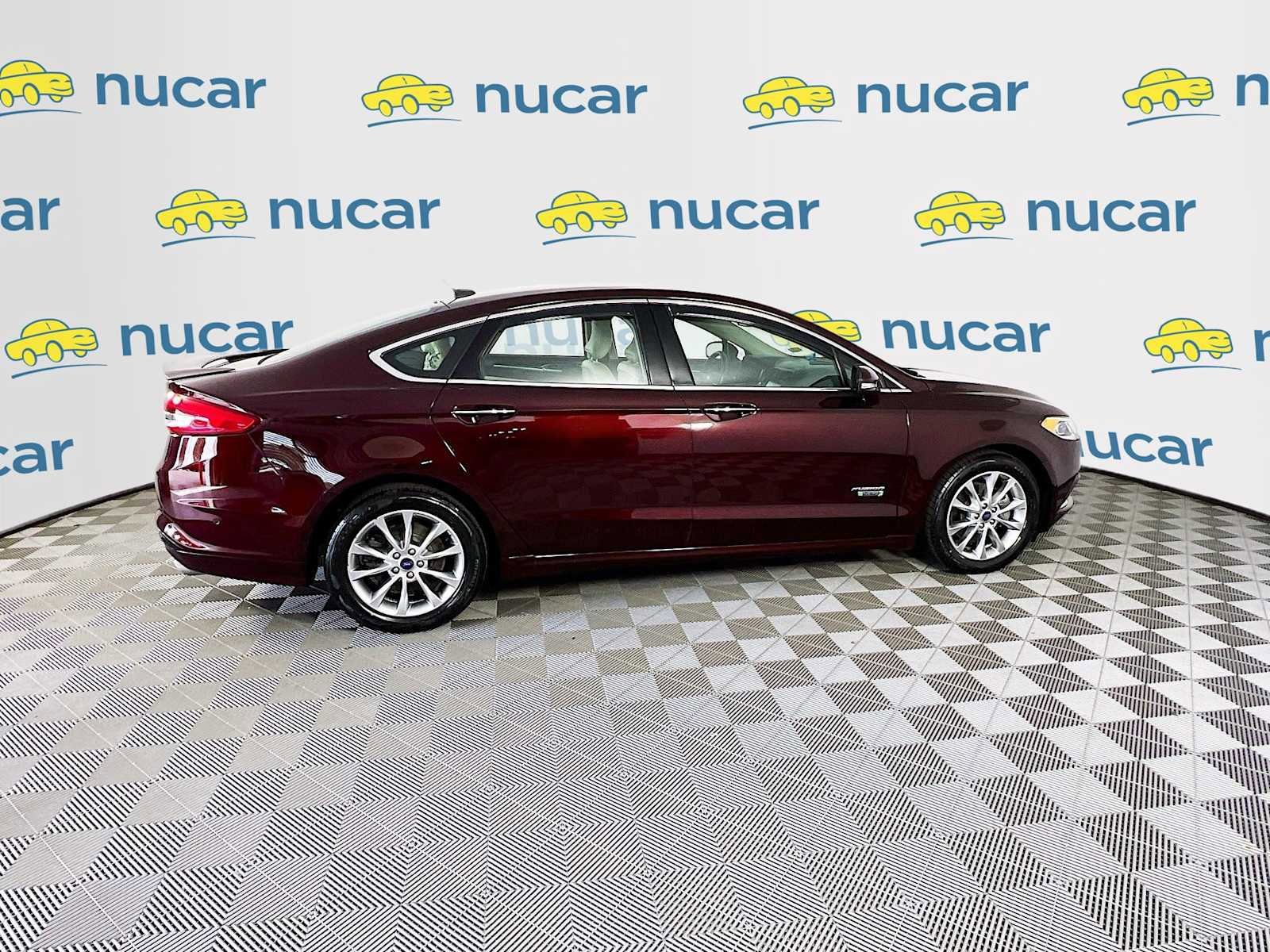 Used 2018 Ford Fusion Energi Titanium FWD image 8