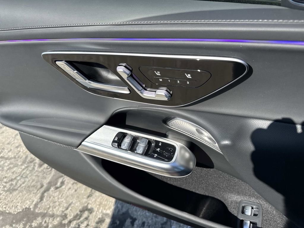 New 2026 Mercedes-Benz E 53 AMG e 4MATIC Sedan image 15