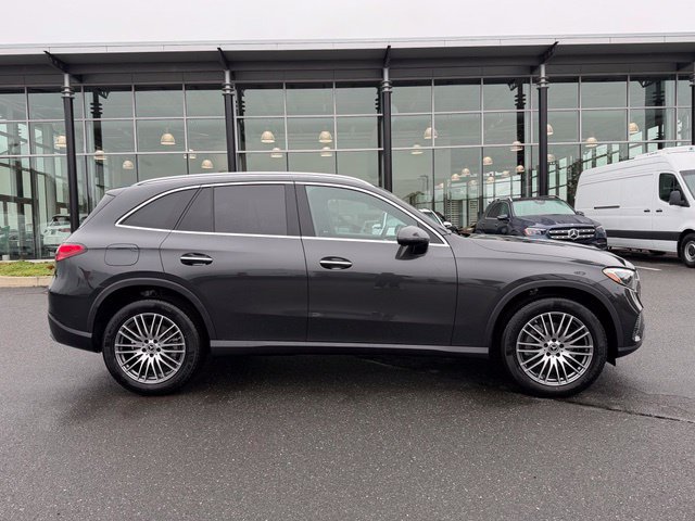 Used 2026 Mercedes-Benz GLC 300 4MATIC image 8