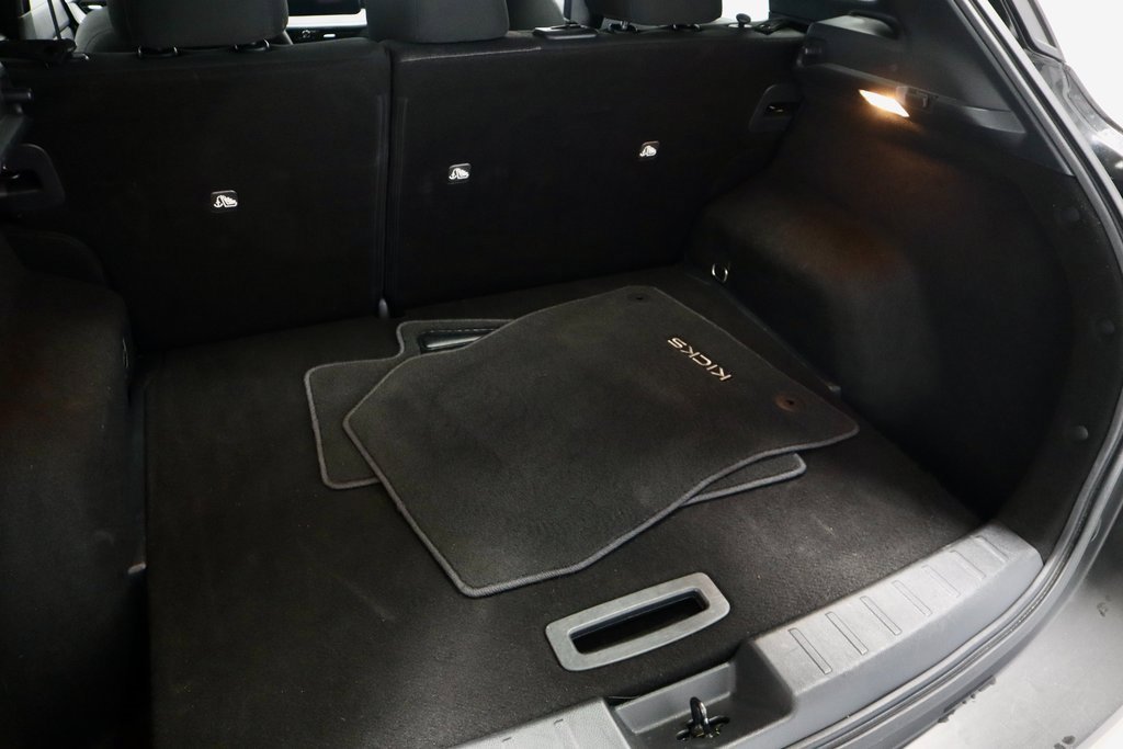 Certified 2025 Nissan Kicks SV image 14