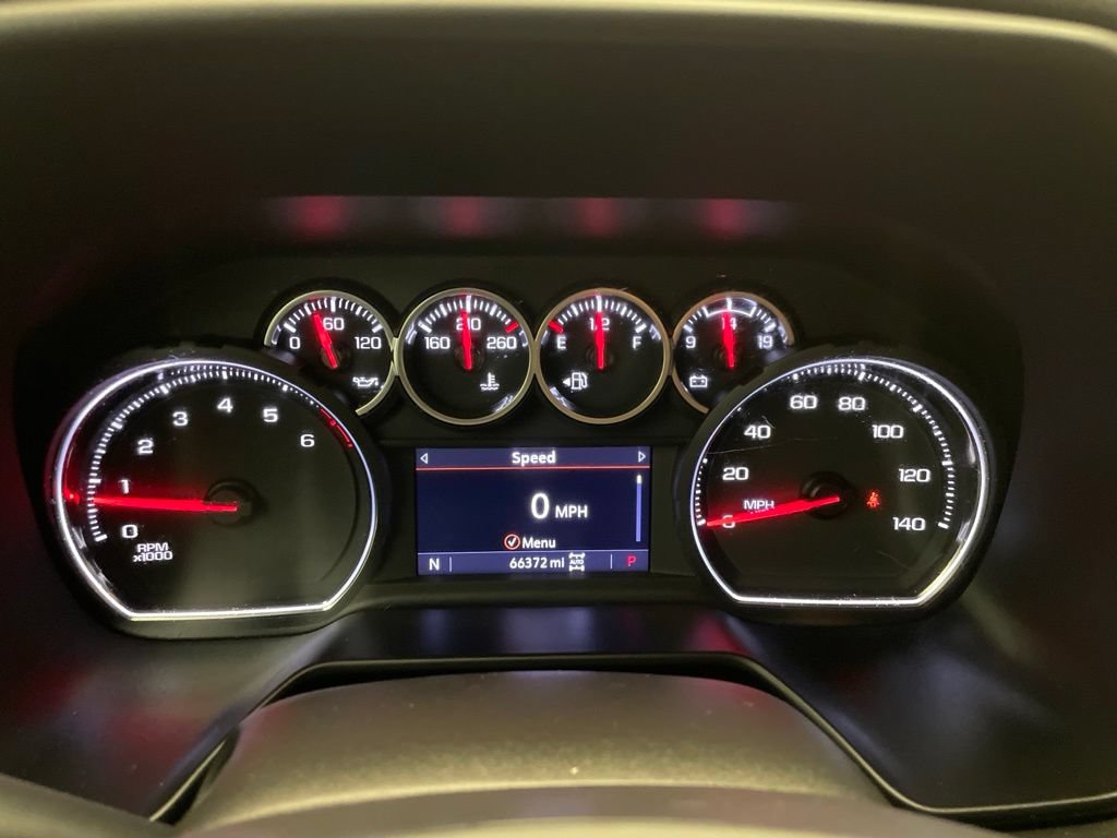 Used 2021 Chevrolet Suburban RST w/ Luxury Package AWD/4WD image 12