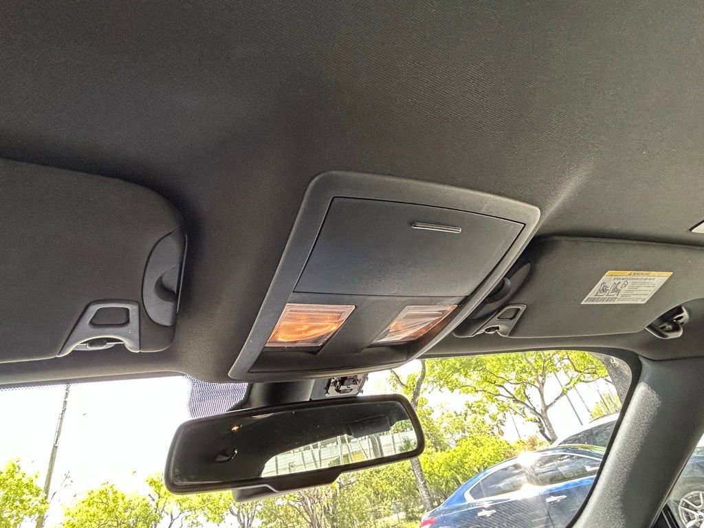 Used 2023 Dodge Challenger SXT image 27