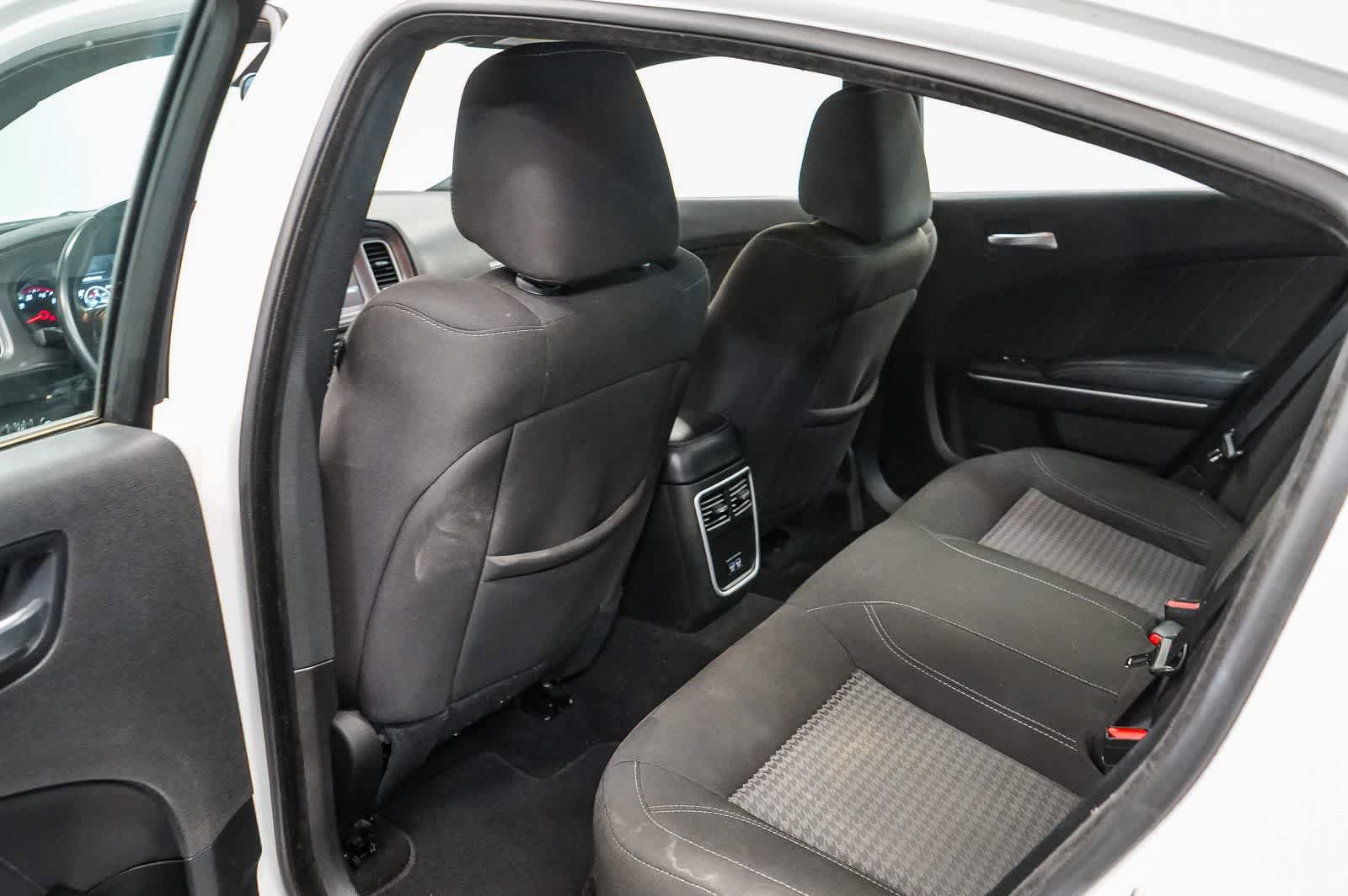 Used 2023 Dodge Charger SXT RWD image 18