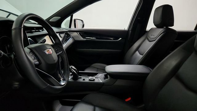 Certified 2023 Cadillac XT6 Premium Luxury w/ LPO, Floor Liner Package image 12