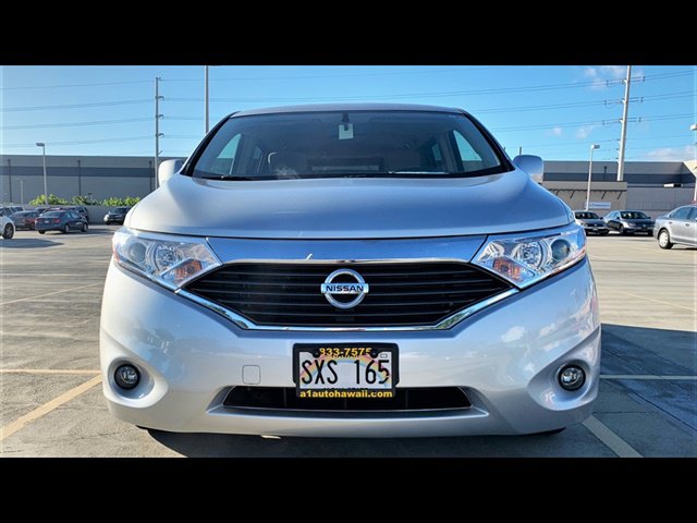 Used 2016 Nissan Quest SV FWD image 2