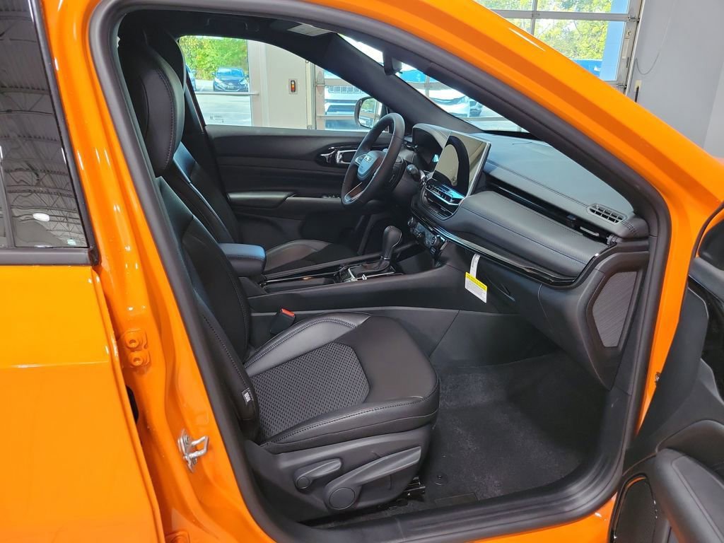 New 2026 Jeep Compass Latitude image 10