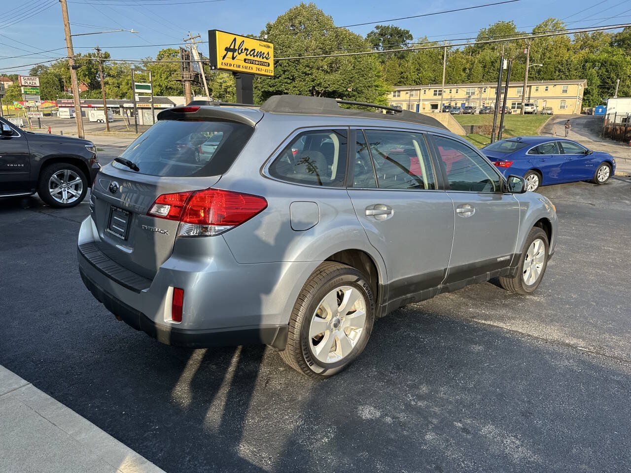 Used 2012 Subaru Outback 2.5i AWD/4WD image 9