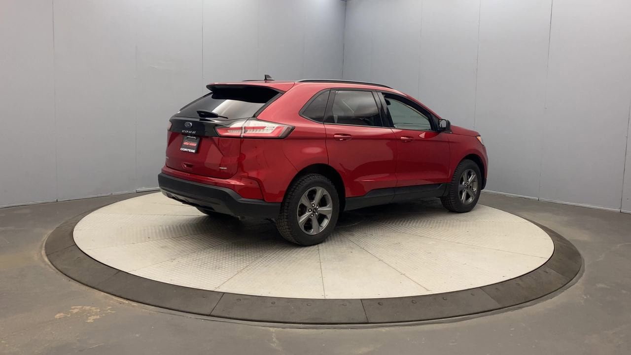 Used 2023 Ford Edge SEL w/ Sport Appearance Package AWD/4WD image 5