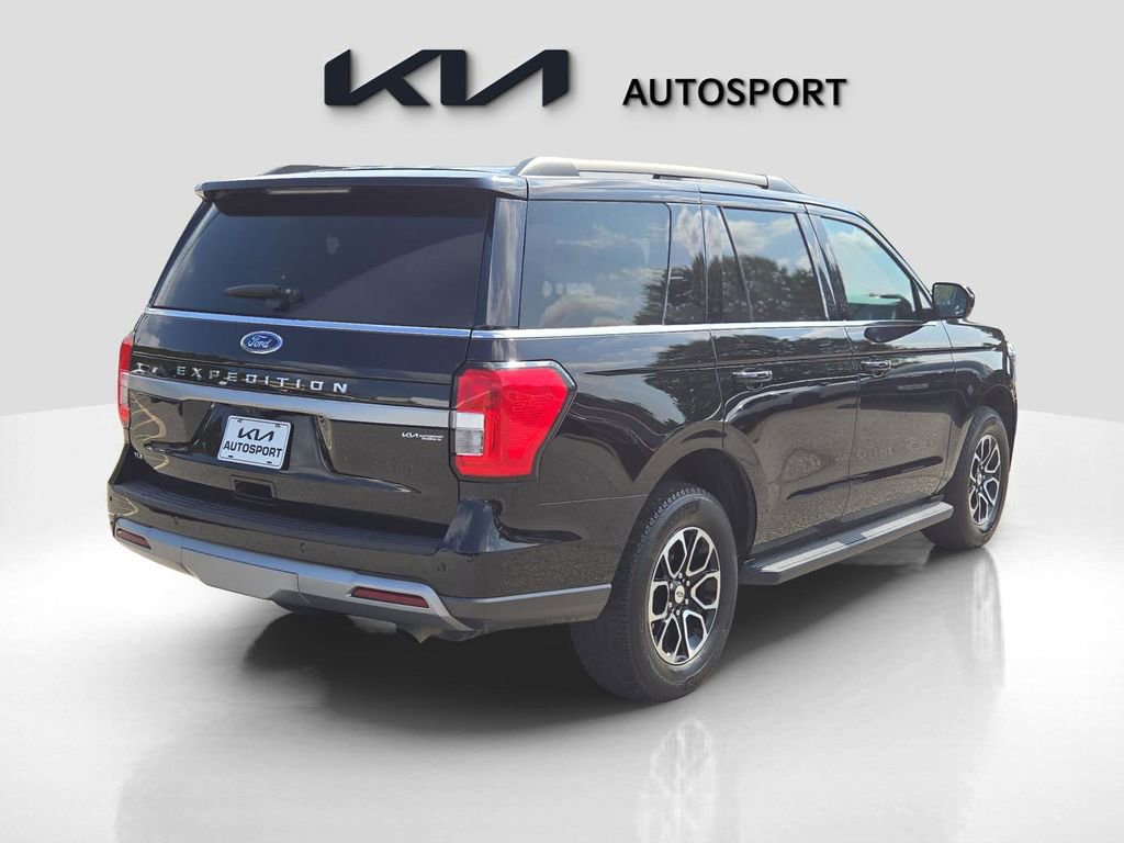 Used 2024 Ford Expedition XLT image 8