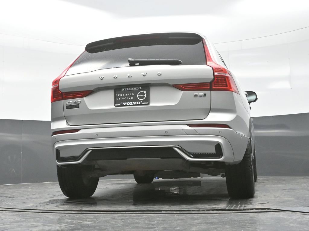 Used 2025 Volvo XC60 B5 Plus AWD/4WD image 27