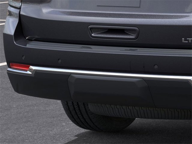 New 2026 Chevrolet Suburban LT image 14