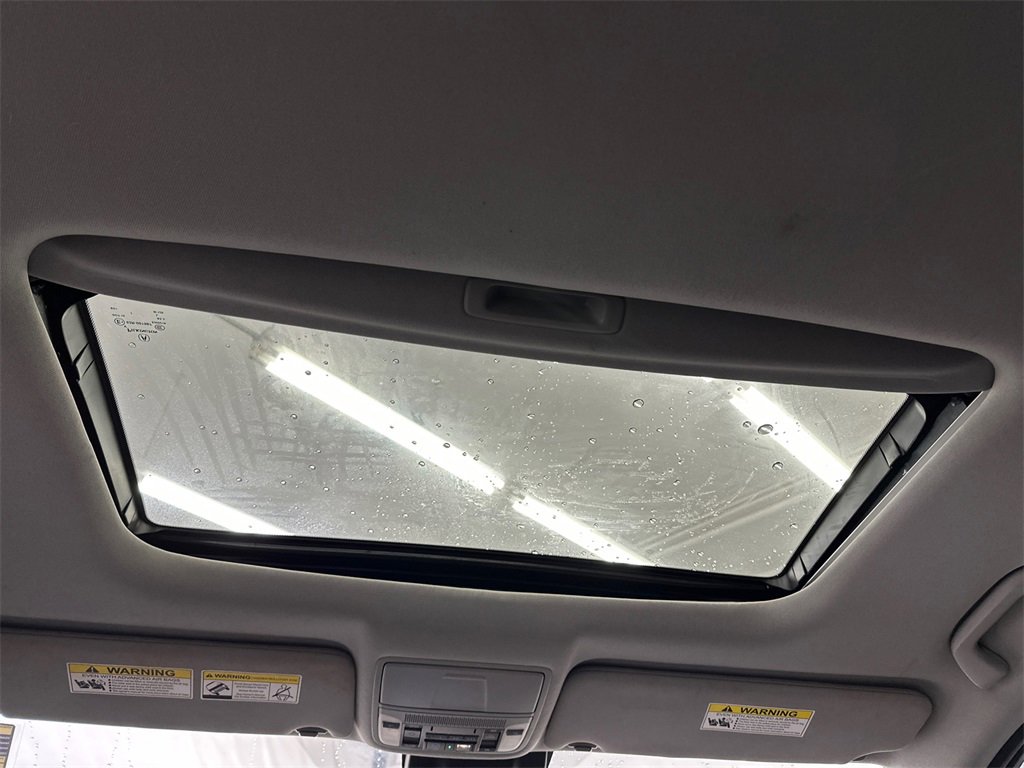 Used 2017 Acura MDX SH-AWD w/ Technology Package image 24