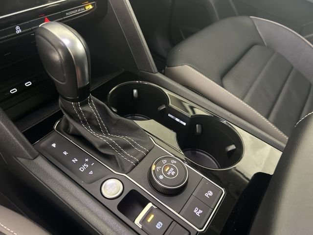 Used 2022 Volkswagen Atlas SEL Premium image 32