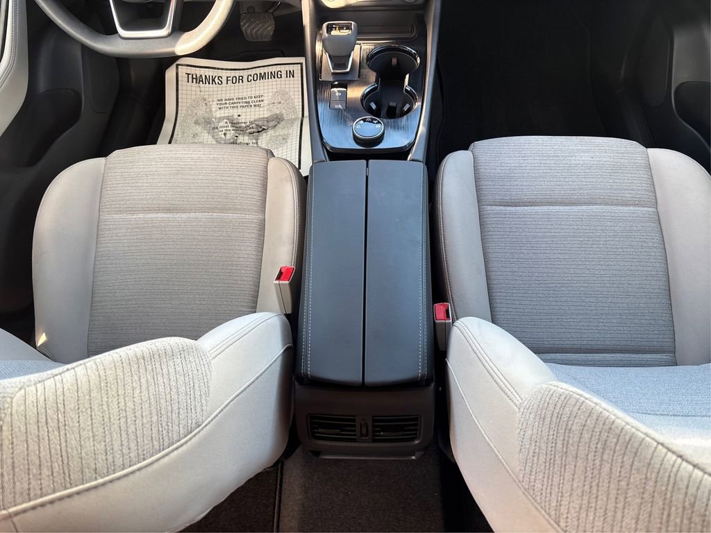 Used 2023 Nissan Rogue SV image 20