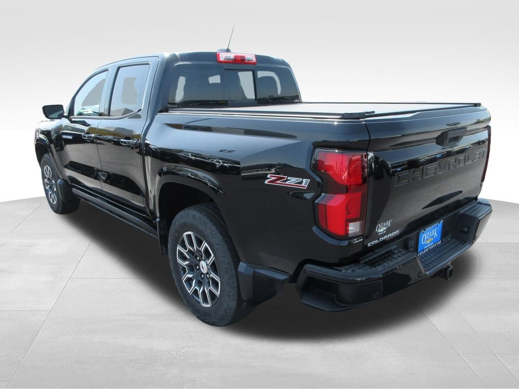 Certified 2023 Chevrolet Colorado Z71 w/ Z71 Convenience Package 2 AWD/4WD image 3