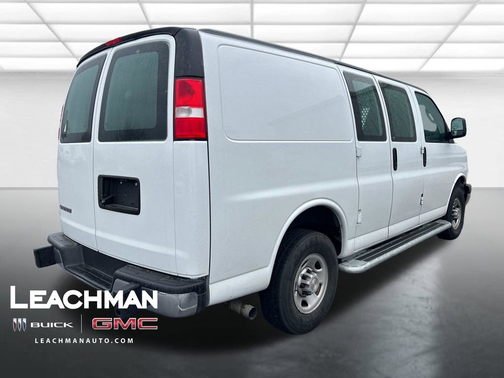 Used 2024 Chevrolet Express 2500 w/ Driver Convenience Package image 3