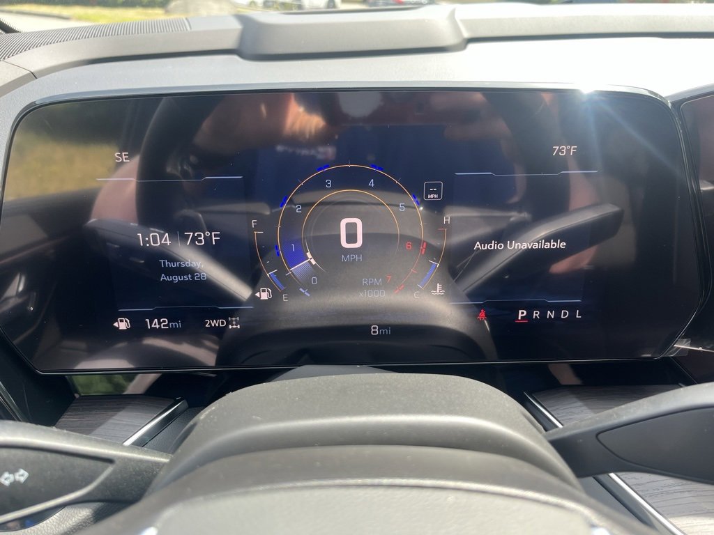 New 2025 Chevrolet Suburban Premier image 24