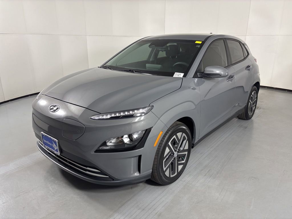 Used 2023 Hyundai Kona SE w/ Cargo Package image 5