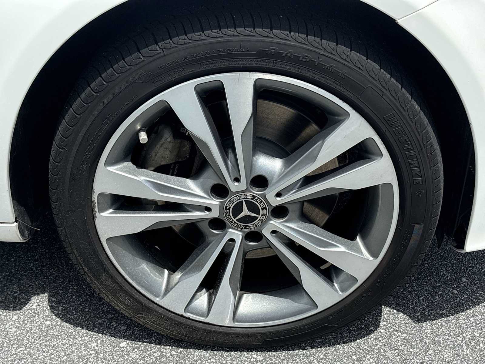 Used 2019 Mercedes-Benz C 300 4MATIC Sedan image 32