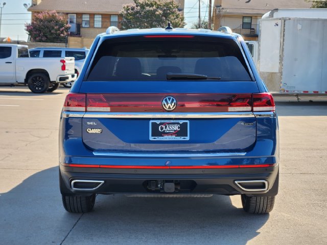Used 2025 Volkswagen Atlas SEL AWD/4WD image 13
