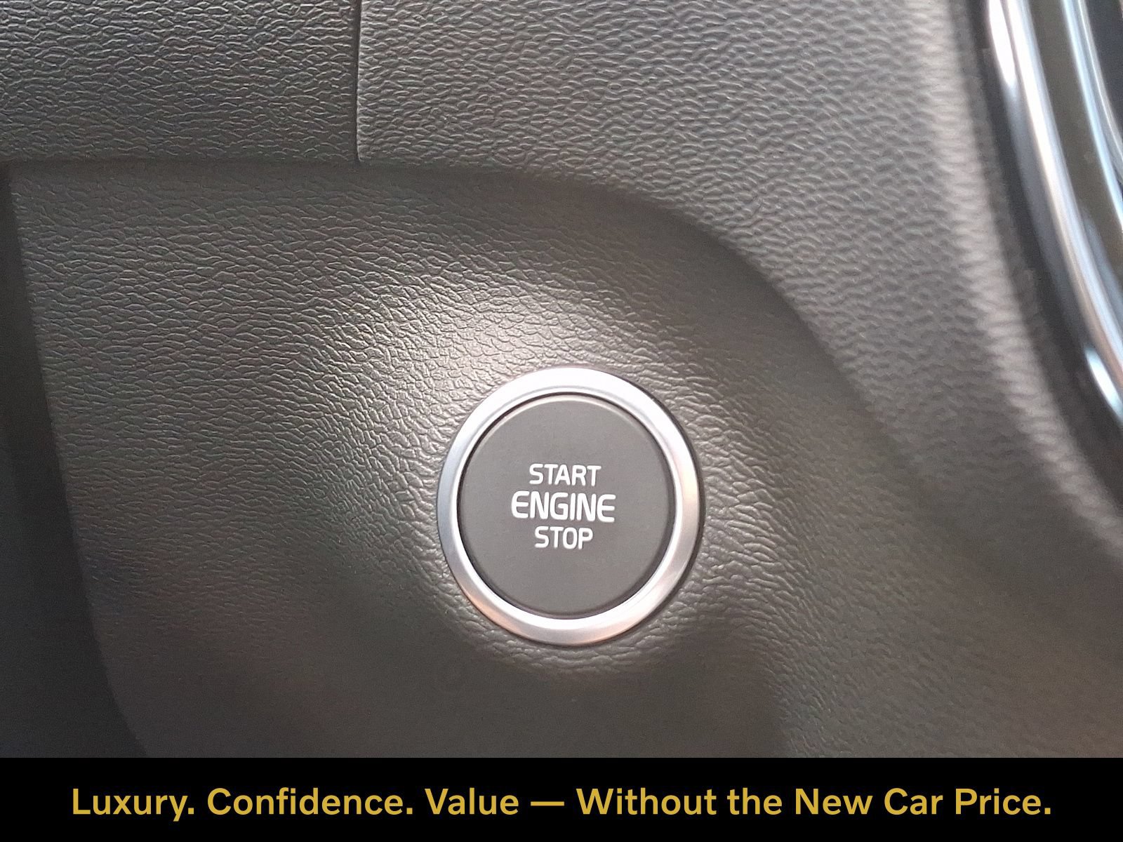Certified 2026 Volvo XC40 B5 Core w/ Protection Package Premier AWD/4WD image 25