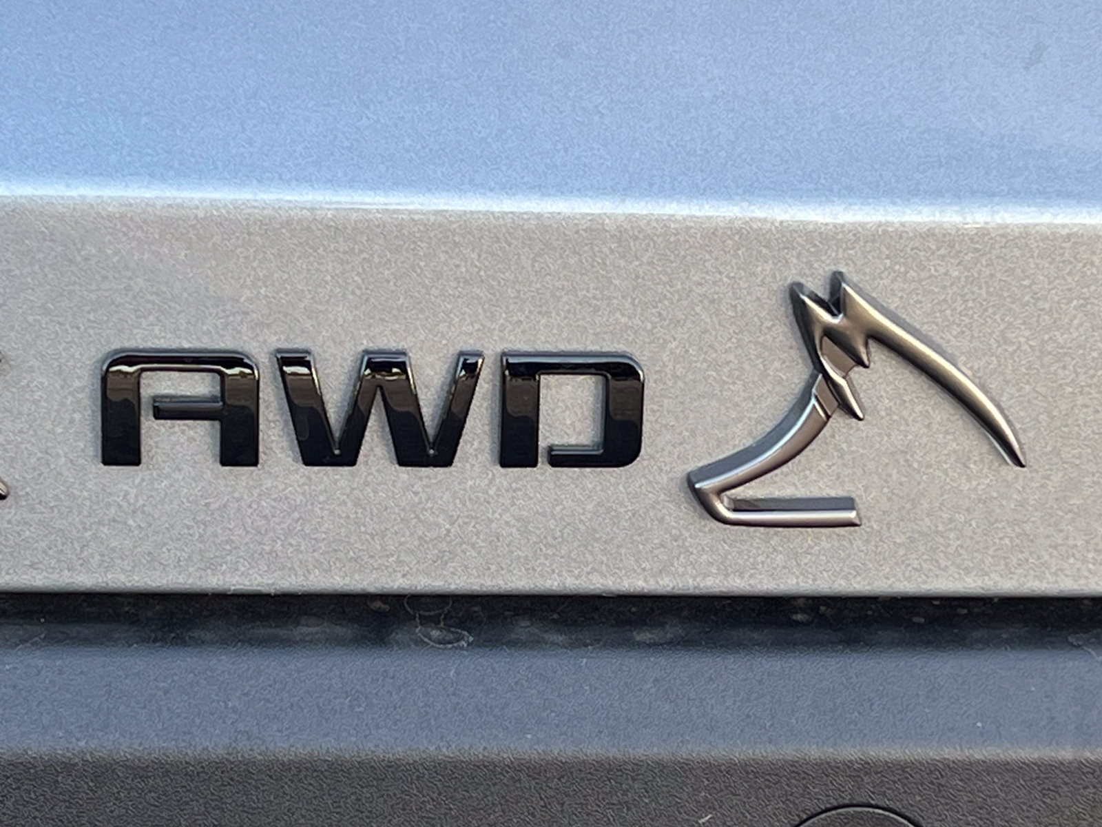New 2027 Chevrolet Equinox RS w/ Safety and Technology Package AWD/4WD image 2