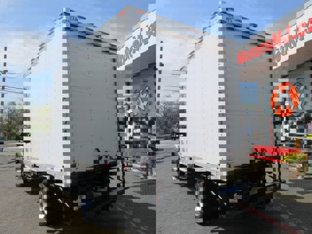 Used 2019 Ford F550 2WD Regular Cab Super Duty w/ XL Value Package image 3