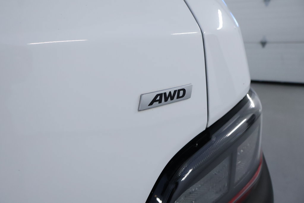 Used 2023 Hyundai Kona SEL w/ Convenience Package AWD/4WD image 11