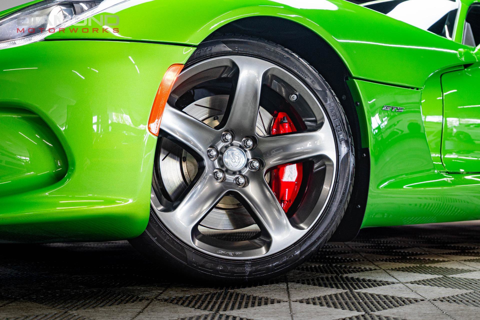 Used 2014 SRT Viper GTS RWD image 9