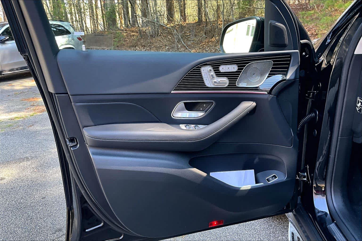 New 2026 Mercedes-Benz GLS 450 4MATIC image 12