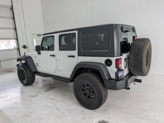 Used 2016 Jeep Wrangler Unlimited Sport w/ Connectivity Group image 8