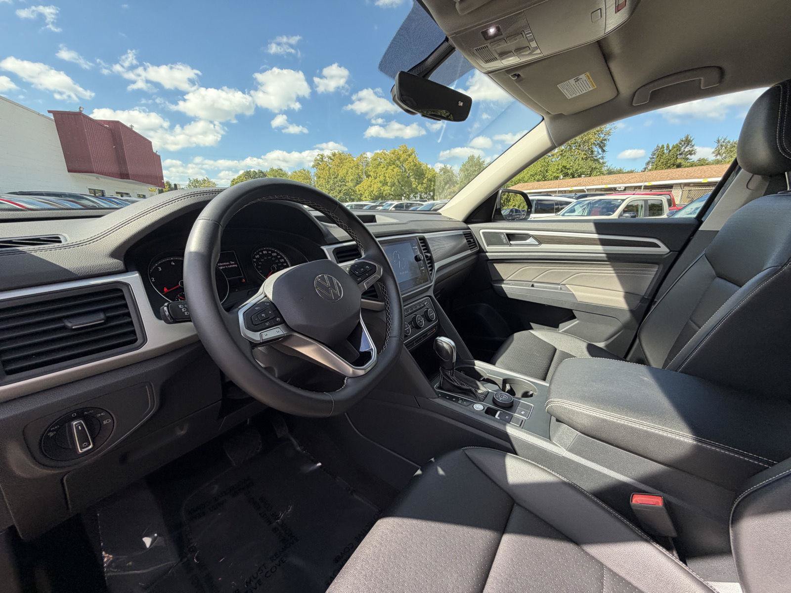 Used 2021 Volkswagen Atlas SE AWD/4WD image 15