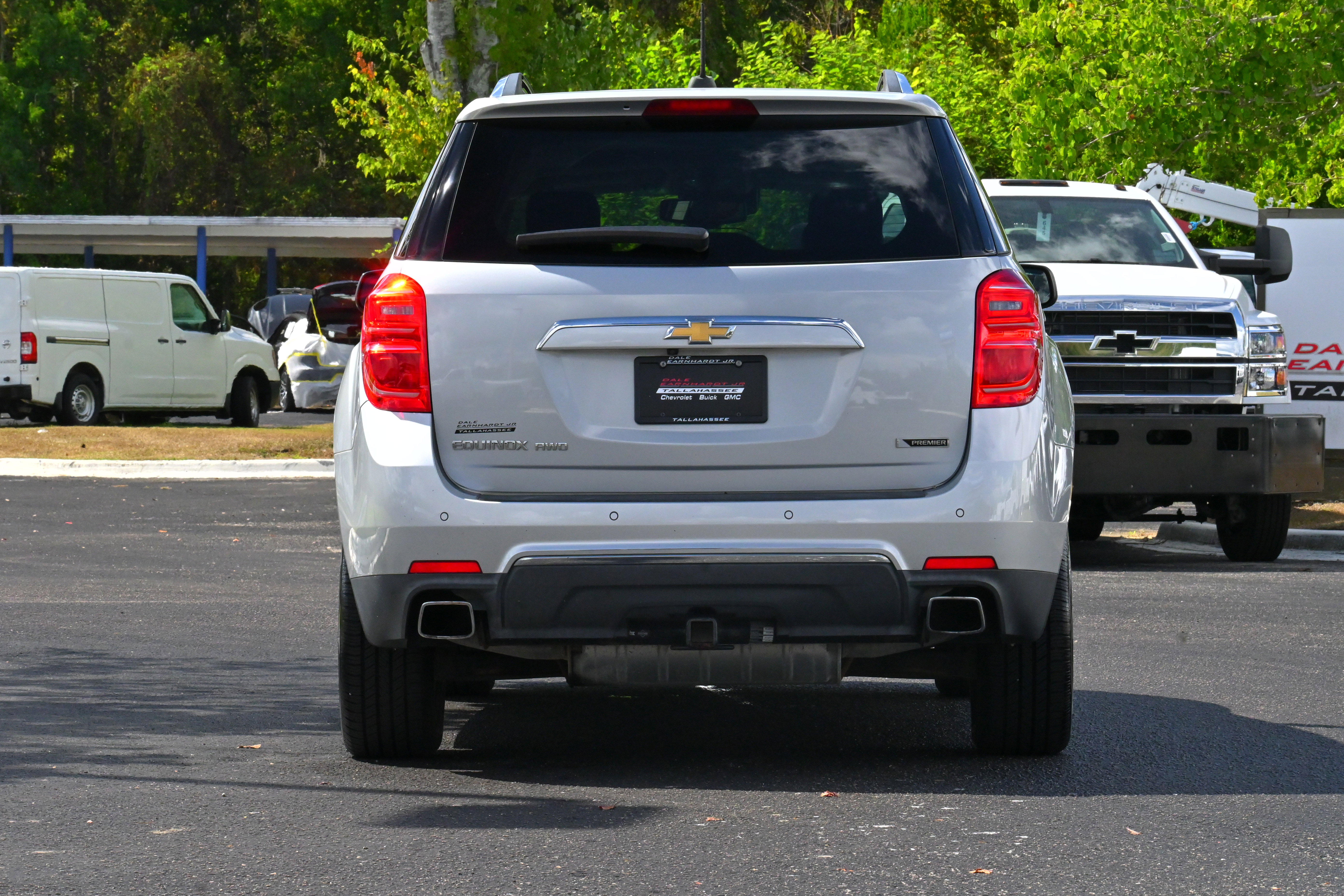 Used 2017 Chevrolet Equinox Premier w/ Enhanced Convenience Package image 30