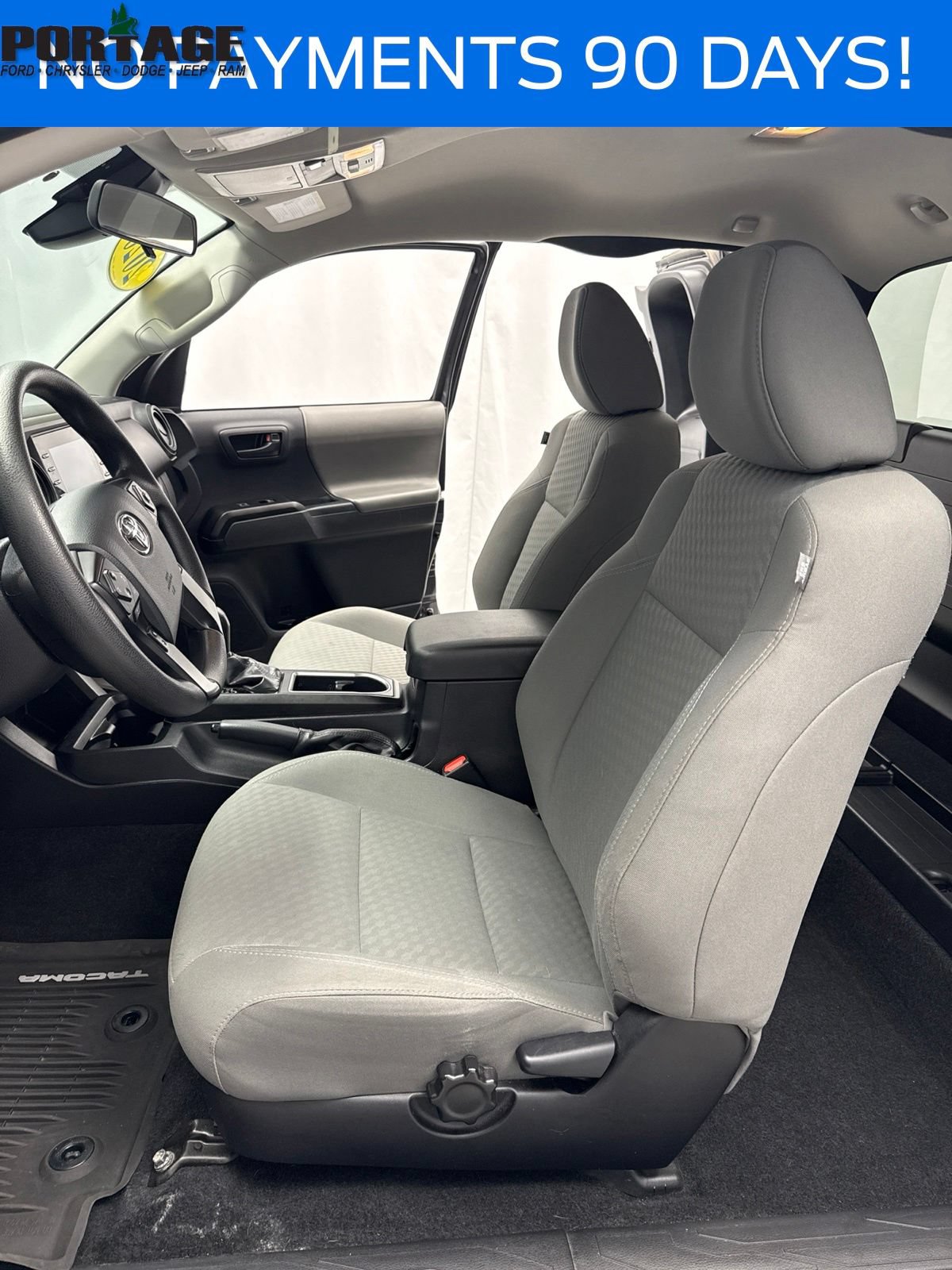 Used 2020 Toyota Tacoma SR AWD/4WD image 8