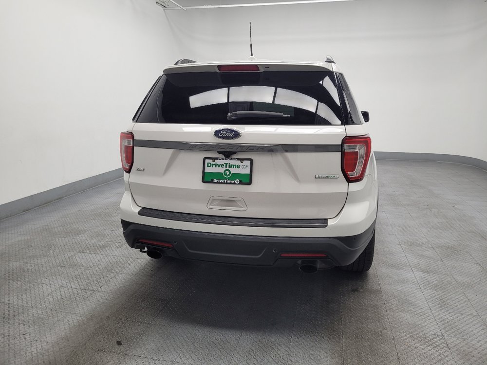 Used 2019 Ford Explorer XLT w/ Equipment Group 202A FWD image 7