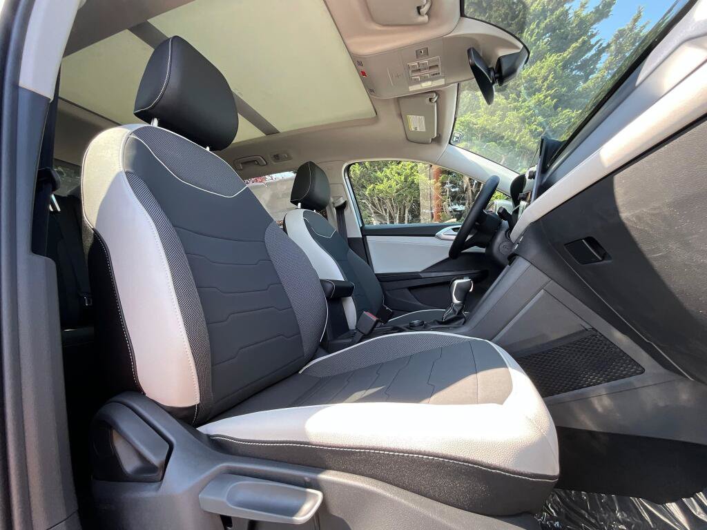 New 2026 Volkswagen Taos SE AWD/4WD image 12