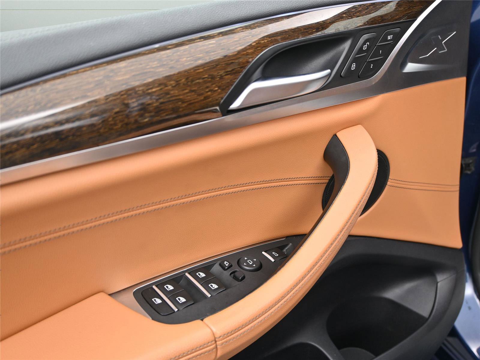 Used 2018 BMW X3 M40i image 9