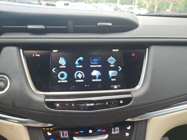 Used 2017 Cadillac XT5 Premium Luxury FWD image 15
